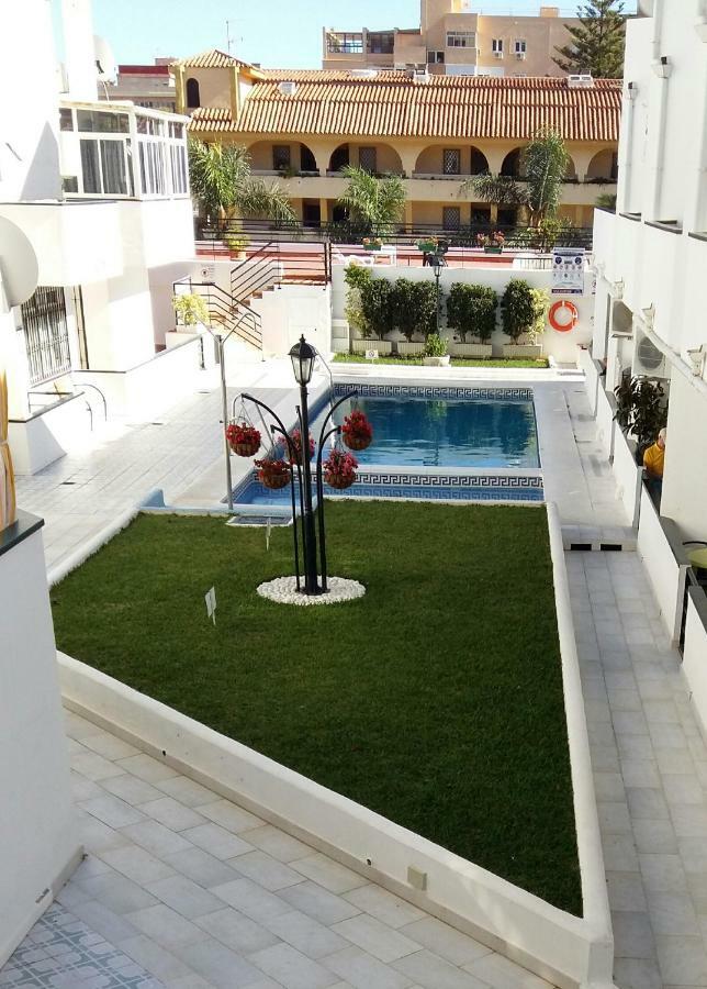 Apartamento Oasis توريمولينوس المظهر الخارجي الصورة